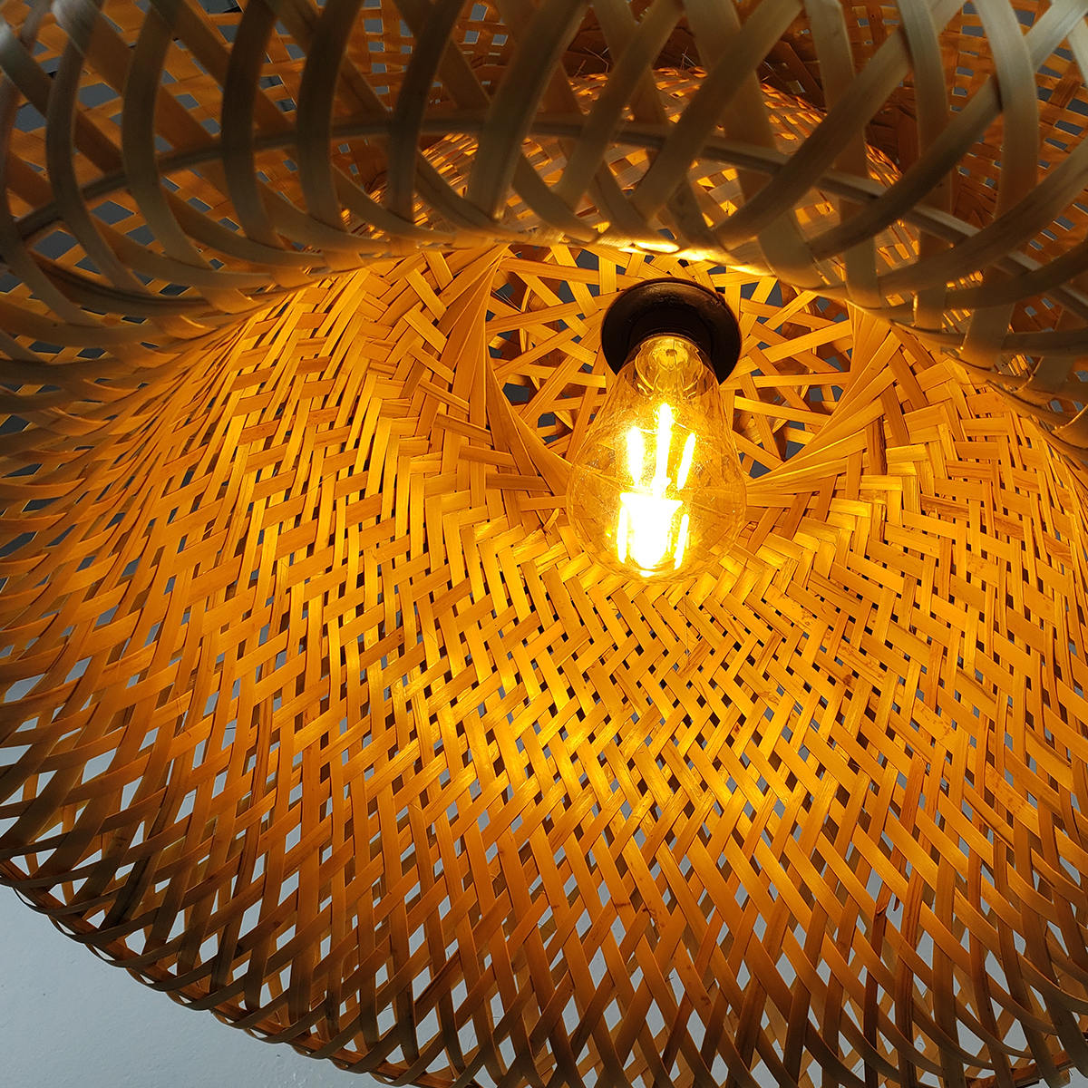 Lustre-de-Bambu-Malibu-43cm– Iluminação-Rustica-e-Sofisticada-Vossa-Casa-1